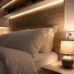 شقة Modern Near The *
