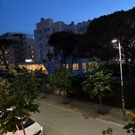 Modern Near The شقة غوليم